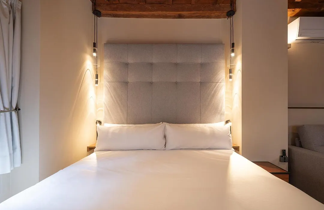 Calm Suites Babole-1